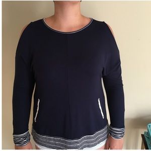 Toni Morgan Long Sleeve Cold Shoulder Large Top